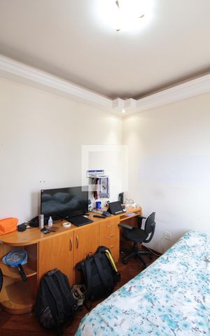 Apartamento à venda com 300m², 5 quartos e 4 vagasQuarto 2