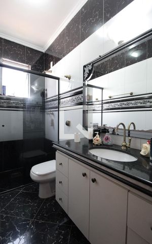 Apartamento à venda com 300m², 5 quartos e 4 vagasBanheiro Social