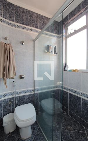 Apartamento à venda com 300m², 5 quartos e 4 vagasBanheiro da Suíte 2