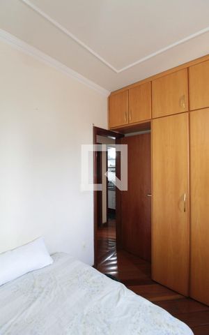 Apartamento à venda com 300m², 5 quartos e 4 vagasQuarto 1