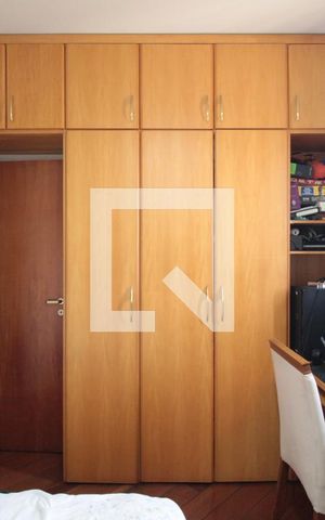 Apartamento à venda com 300m², 5 quartos e 4 vagasQuarto 1