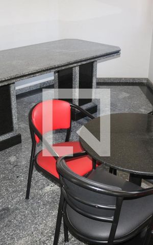 Apartamento para alugar com 200m², 3 quartos e 3 vagasÁrea comum - Salão de festas