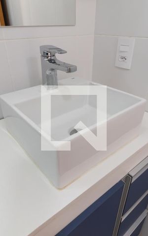 Apartamento à venda com 72m², 3 quartos e 2 vagasBanheiro 2