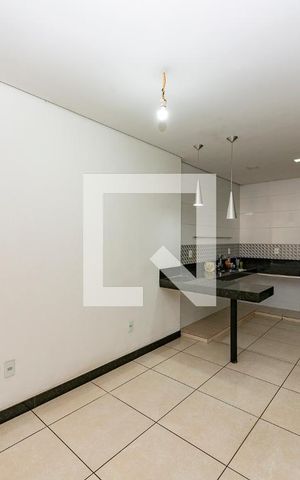 Casa à venda com 360m², 3 quartos e 2 vagas Casa à venda com 360m², 3 quartos e 2 vagasCozinha
