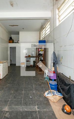 Casa à venda com 360m², 3 quartos e 2 vagas Casa à venda com 360m², 3 quartos e 2 vagasLoja 1