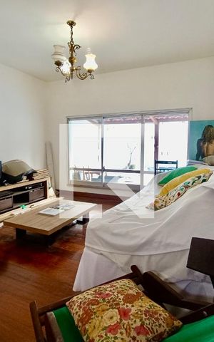 Apartamento à venda com 210m², 3 quartos e 3 vagas Apartamento à venda com 210m², 3 quartos e 3 vagasSala