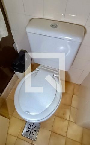 Apartamento à venda com 210m², 3 quartos e 3 vagas Apartamento à venda com 210m², 3 quartos e 3 vagasBanheiro social