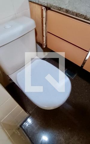 Apartamento à venda com 210m², 3 quartos e 3 vagas Apartamento à venda com 210m², 3 quartos e 3 vagasLavabo