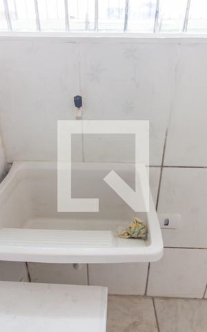 Casa de condomínio para alugar com 250m², 3 quartos e 2 vagas Casa de condomínio para alugar com 250m², 3 quartos e 2 vagasCozinha e Área de Serviço