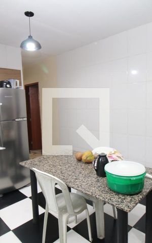 Casa para alugar com 140m², 3 quartos e 2 vagasCozinha