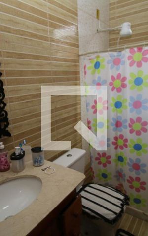 Casa para alugar com 140m², 3 quartos e 2 vagasBanheiro