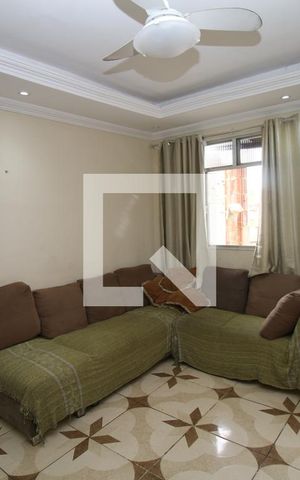 Casa para alugar com 140m², 3 quartos e 2 vagasSala
