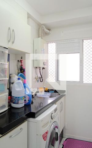 Apartamento à venda com 70m², 3 quartos e 1 vagaÁrea de Serviço