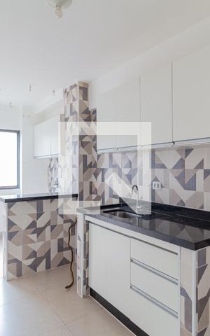 Apartamento para alugar com 65m², 2 quartos e sem vagaCozinha e área de serviço