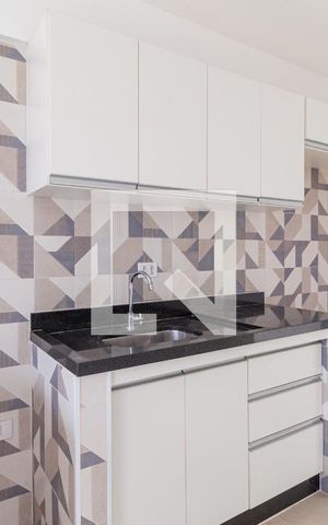 Apartamento para alugar com 65m², 2 quartos e sem vagaCozinha e área de serviço