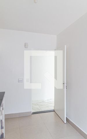 Apartamento para alugar com 65m², 2 quartos e sem vagaCozinha e área de serviço