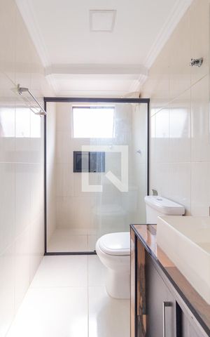 Apartamento para alugar com 65m², 2 quartos e sem vagaBanheiro