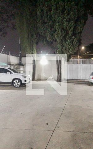 Casa de condomínio à venda com 71m², 2 quartos e 1 vaga Casa de condomínio à venda com 71m², 2 quartos e 1 vagaEstacionamento