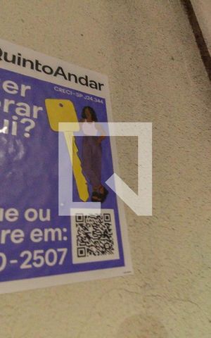 Casa de condomínio à venda com 71m², 2 quartos e 1 vaga Casa de condomínio à venda com 71m², 2 quartos e 1 vagaFachada + Placa
