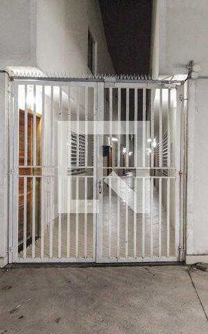 Casa de condomínio à venda com 71m², 2 quartos e 1 vaga Casa de condomínio à venda com 71m², 2 quartos e 1 vagaEntrada