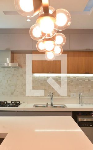 Apartamento à venda com 120m², 2 quartos e 2 vagasCozinha