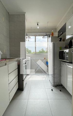 Apartamento para alugar com 55m², 2 quartos e 2 vagas Apartamento para alugar com 55m², 2 quartos e 2 vagasCozinha
