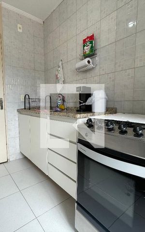 Apartamento para alugar com 55m², 2 quartos e 2 vagas Apartamento para alugar com 55m², 2 quartos e 2 vagasCozinha