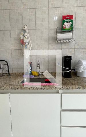 Apartamento para alugar com 55m², 2 quartos e 2 vagas Apartamento para alugar com 55m², 2 quartos e 2 vagasCozinha