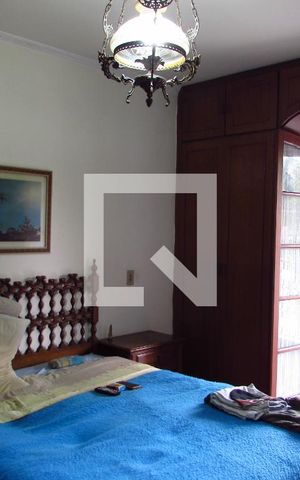Casa à venda com 250m², 3 quartos e 4 vagasSuíte 3