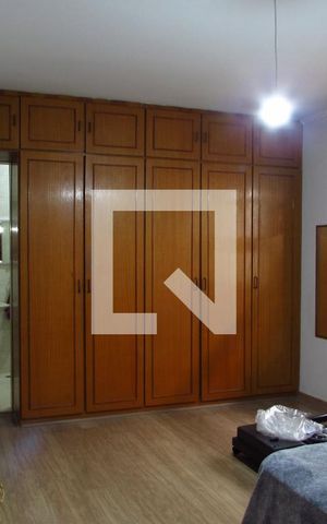 Casa à venda com 250m², 3 quartos e 4 vagasSuíte 1