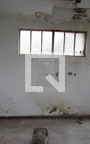 Casa à venda com 250m², 3 quartos e 4 vagasEdícula em obras