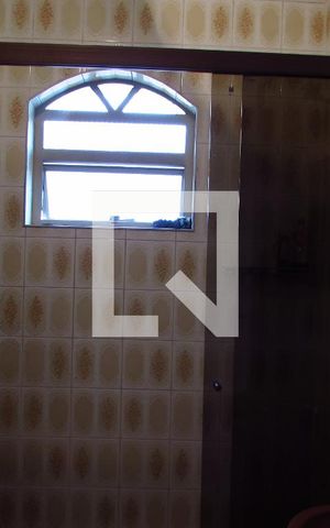 Casa à venda com 250m², 3 quartos e 4 vagasBanheiro Suíte 3