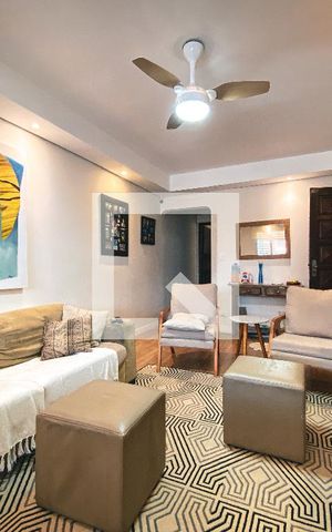 Casa à venda com 120m², 3 quartos e 2 vagasSala