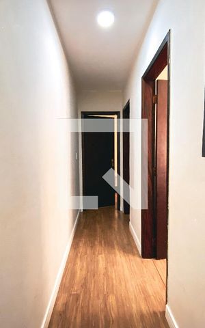 Casa à venda com 120m², 3 quartos e 2 vagasCorredor