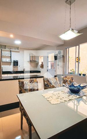 Casa à venda com 120m², 3 quartos e 2 vagasCozinha