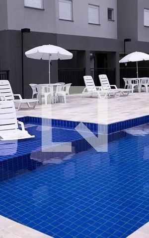 Apartamento para alugar com 56m², 2 quartos e 1 vaga Apartamento para alugar com 56m², 2 quartos e 1 vagaÁrea comum - Piscina