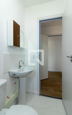 Apartamento para alugar com 56m², 2 quartos e 1 vaga Apartamento para alugar com 56m², 2 quartos e 1 vagaBanheiro da Suíte