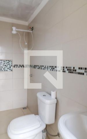 Casa de condomínio à venda com 270m², 3 quartos e 3 vagas Casa de condomínio à venda com 270m², 3 quartos e 3 vagasBanheiro