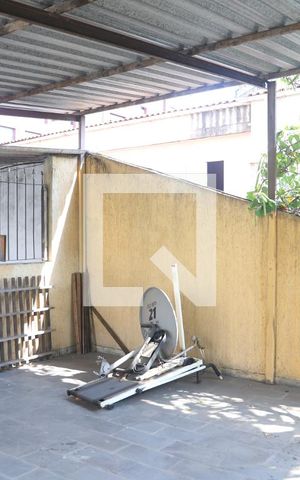 Casa à venda com 180m², 4 quartos e 2 vagasTerraço