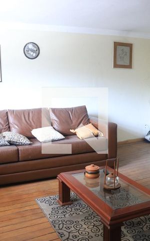Casa à venda com 180m², 4 quartos e 2 vagasSala 2
