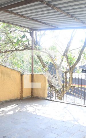 Casa à venda com 180m², 4 quartos e 2 vagasTerraço