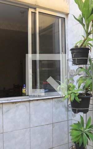Casa à venda com 180m², 4 quartos e 2 vagasÁrea de Serviço