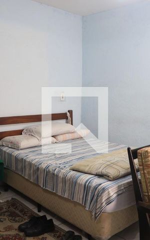 Casa à venda com 180m², 4 quartos e 2 vagasQuarto 1