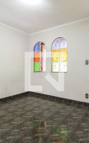 Casa à venda com 100m², 2 quartos e 1 vaga Casa à venda com 100m², 2 quartos e 1 vagaSala