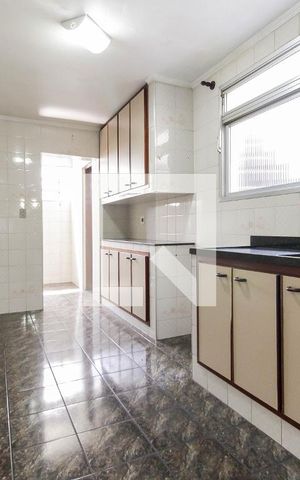 Casa à venda com 100m², 2 quartos e 1 vaga Casa à venda com 100m², 2 quartos e 1 vagaCozinha