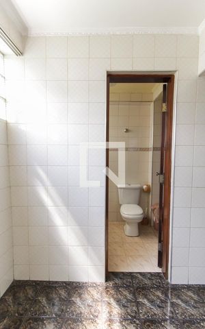 Casa à venda com 100m², 2 quartos e 1 vaga Casa à venda com 100m², 2 quartos e 1 vagaÁrea de Serviço