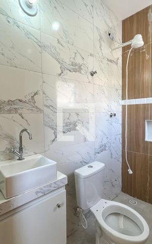 Casa de condomínio para alugar com 50m², 1 quarto e sem vagaBanheiro