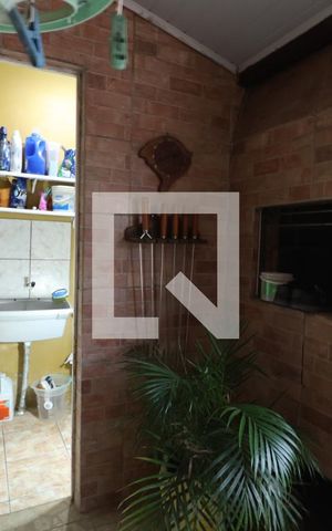 Casa à venda com 140m², 2 quartos e 5 vagasChurrasqueira