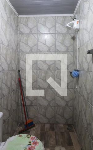Casa à venda com 140m², 2 quartos e 5 vagasBanheiro de serviço