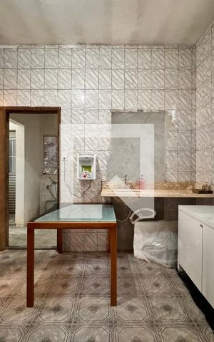 Casa à venda com 180m², 2 quartos e 1 vaga Casa à venda com 180m², 2 quartos e 1 vagaCozinha